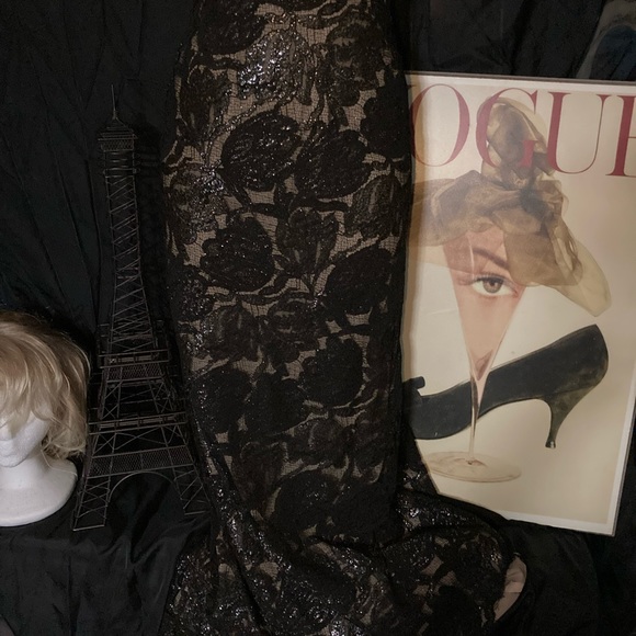 Bob Mackie gown - Picture 14 of 16